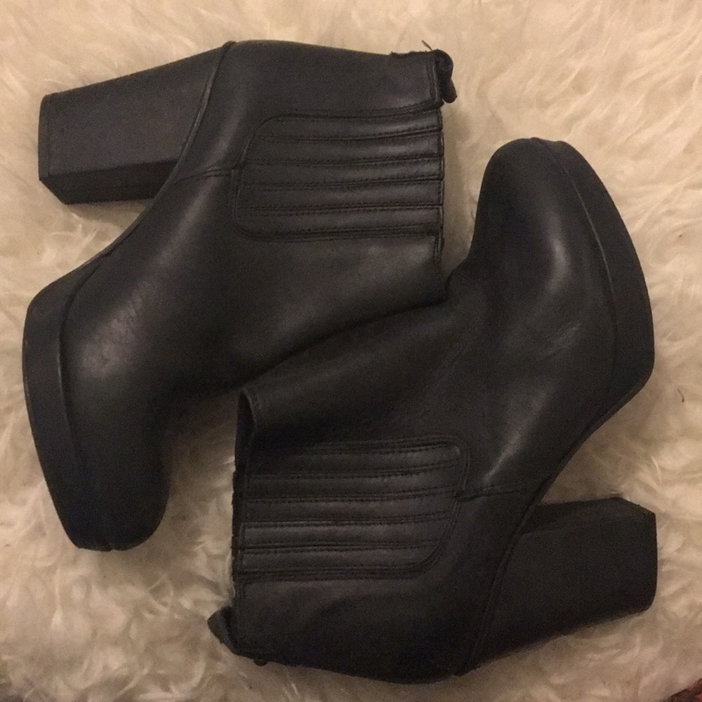 Topshop Chelsea Boots Black
